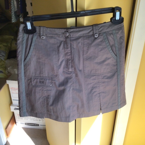 2 pieces! Jamie Sadock sleeveless golf/Pickkeball top (sm) & DKNY Skort (4) - Picture 4 of 4